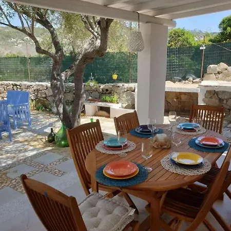 Appartement Ampia Con Piscina E Vista Per 12 Persone