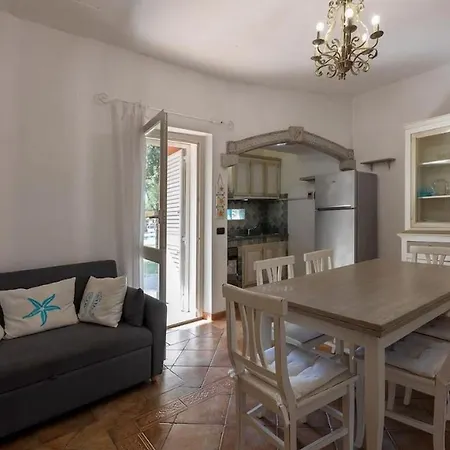 Appartement Ampia Con Piscina E Vista Per 12 Persone Olbia