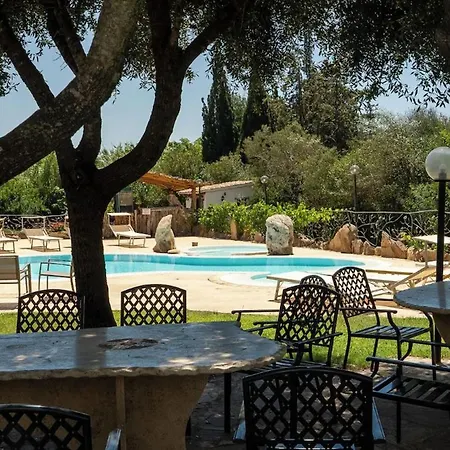 Appartement Ampia Con Piscina E Vista Per 12 Persone Olbia