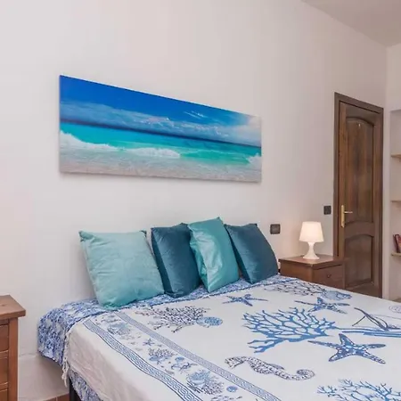 Appartement Ampia Con Piscina E Vista Per 12 Persone