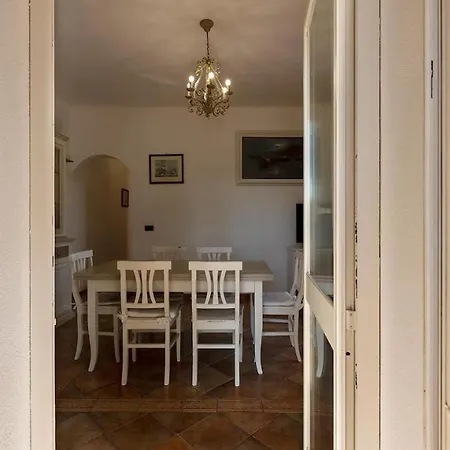 Ampia Con Piscina E Vista Per 12 Persone Appartement